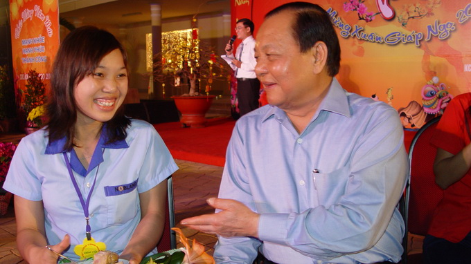 ពលករចំនួន៦រយនាក់បានចូលរួមកម្មវិធី “អំណរបុណ្យតេតជាមួយកម្មករ”